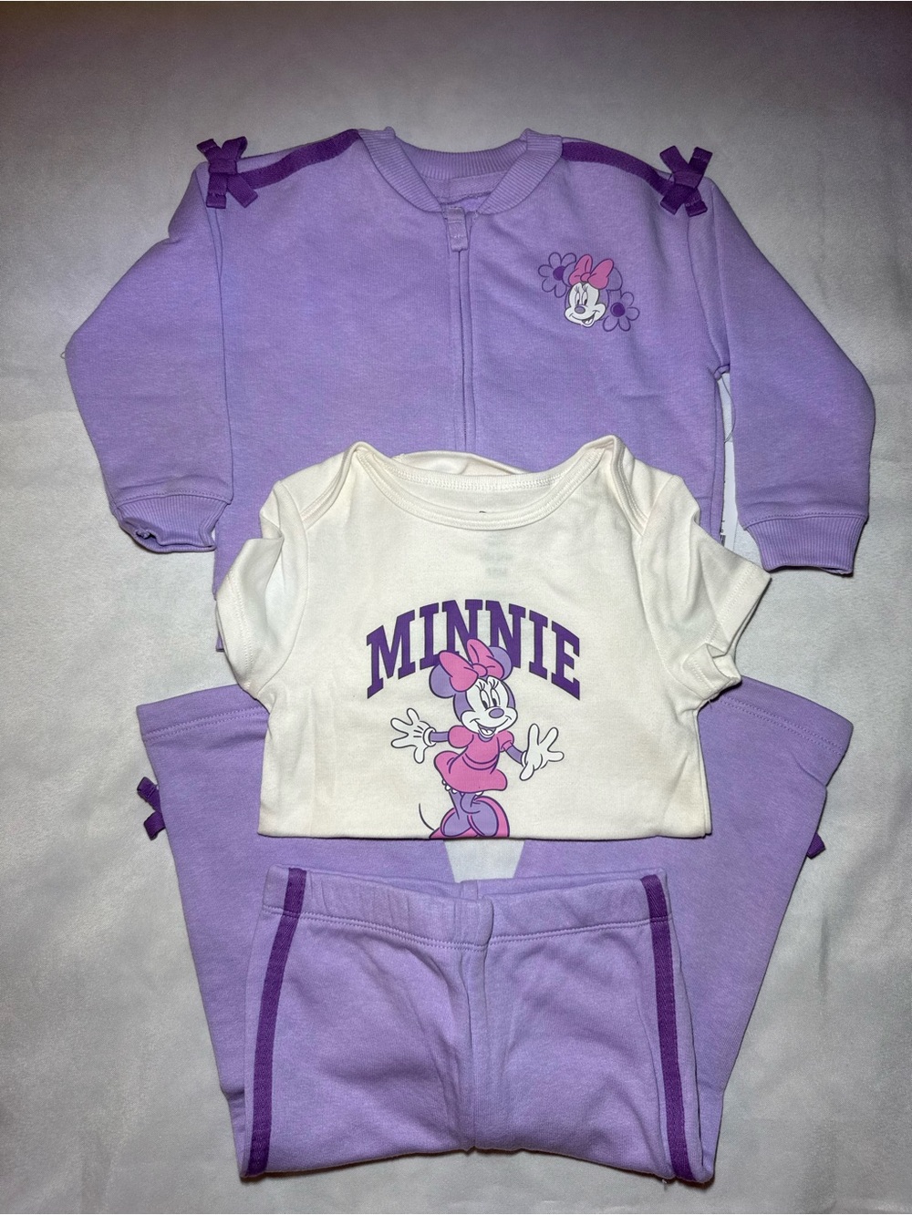 Disney Minnie Mouse 3 pieces set by Jumping Beans